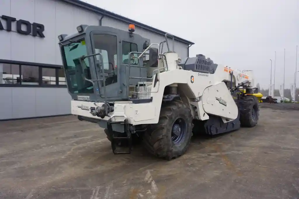 Будівельна машина9