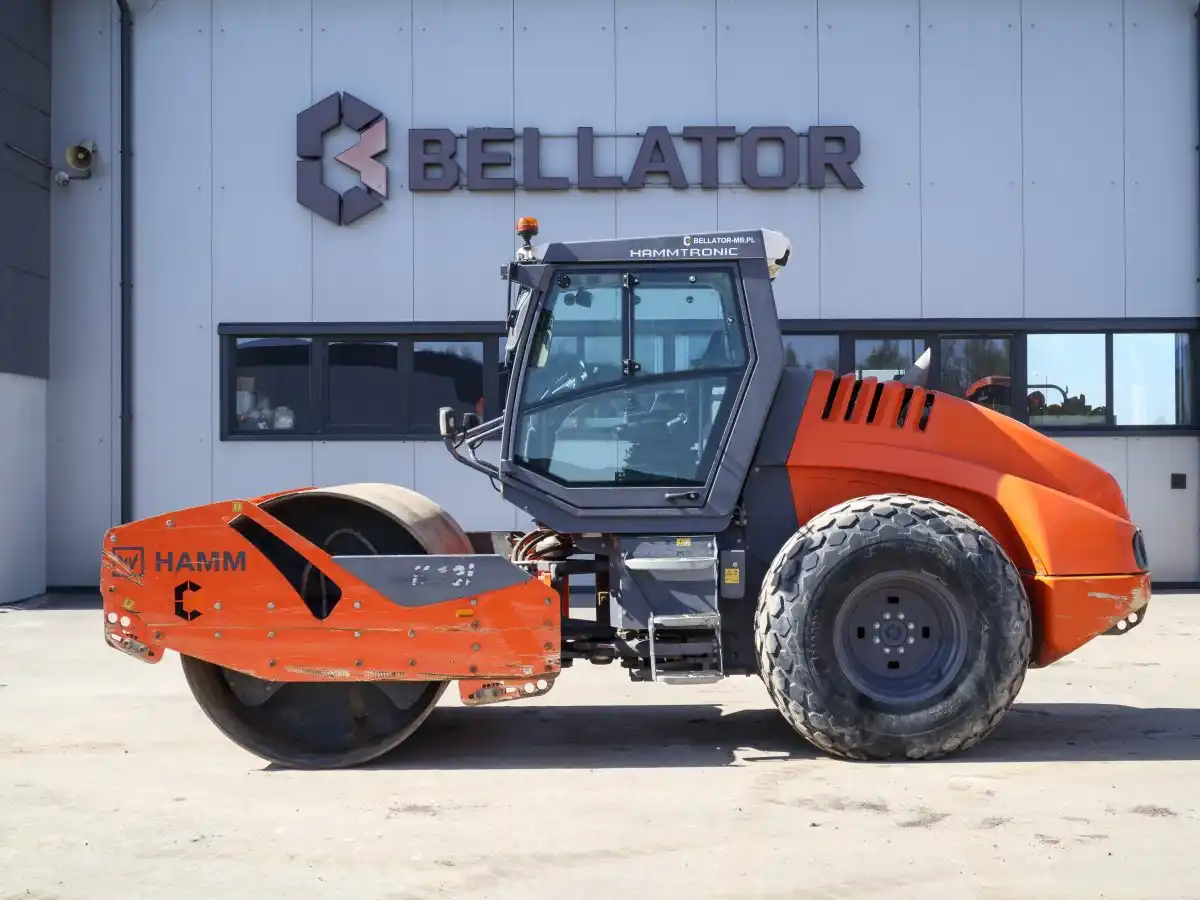 Асфальтоукладач Vögele для бітумних сумішей